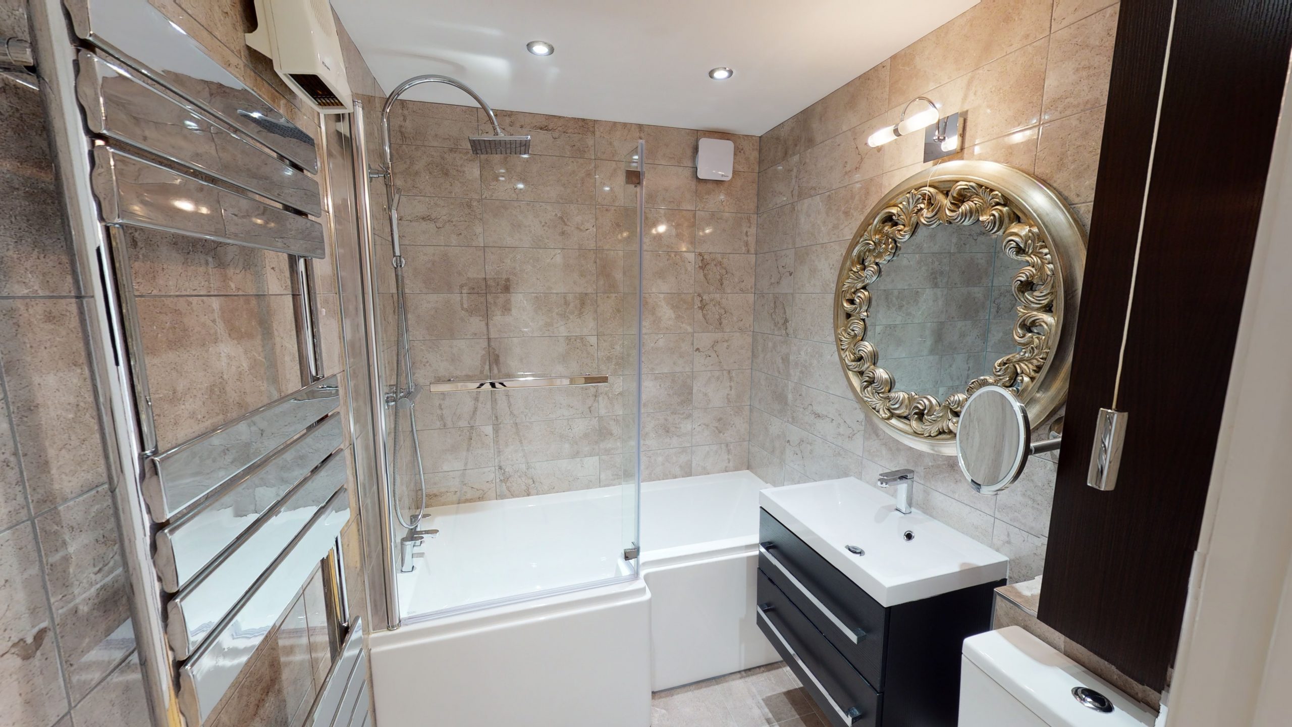 2-Bedroom-Flat-Horsham-07202020_205625